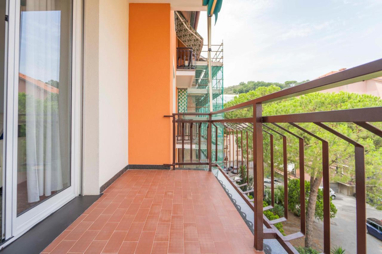 193 - Casa Via Della Chiusa - Centralissimo E Vicino Alla Baia Del Silenzio, Spiaggia E Mare 150M - Parcheggio Gratis Incluso E Aria Condizionata 东塞斯特里 外观 照片