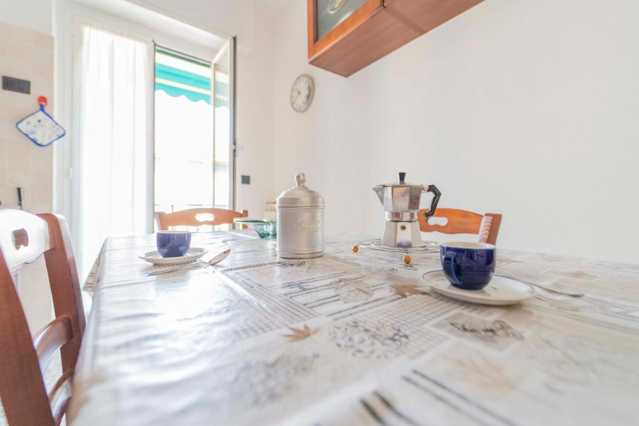 193 - Casa Via Della Chiusa - Centralissimo E Vicino Alla Baia Del Silenzio, Spiaggia E Mare 150M - Parcheggio Gratis Incluso E Aria Condizionata 东塞斯特里 外观 照片
