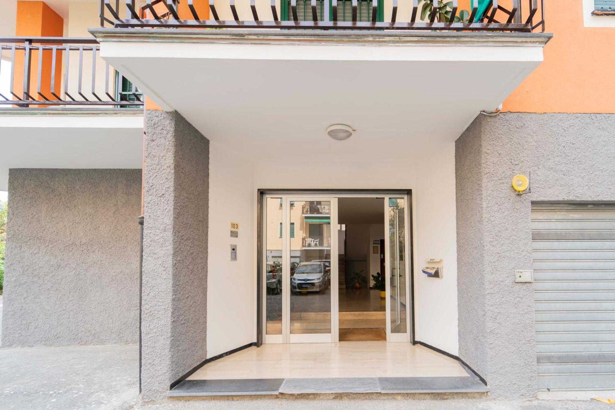 193 - Casa Via Della Chiusa - Centralissimo E Vicino Alla Baia Del Silenzio, Spiaggia E Mare 150M - Parcheggio Gratis Incluso E Aria Condizionata 东塞斯特里 外观 照片